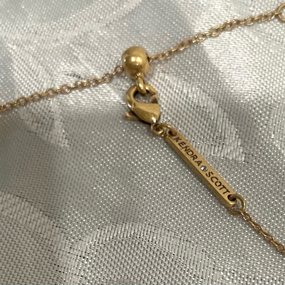 Kendra Scott Gold-Tone Red Apple Pendant Necklace. New - Picture 5 of 5